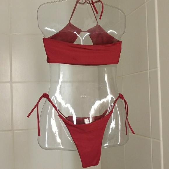 Brand new bikini - Picture 2 of 7